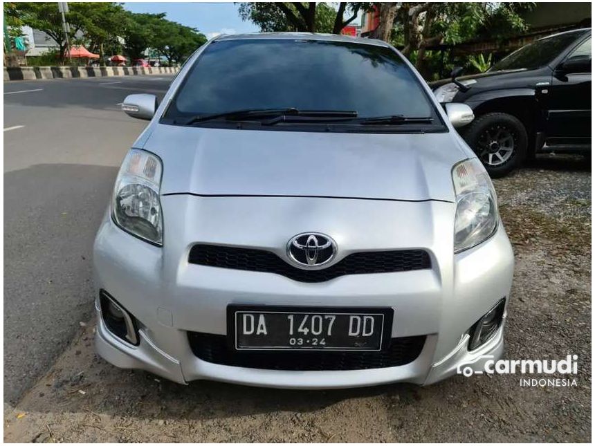 2012 Toyota Yaris Hatchback Latest Prices Reviews Specs Photos and  Incentives  Autoblog